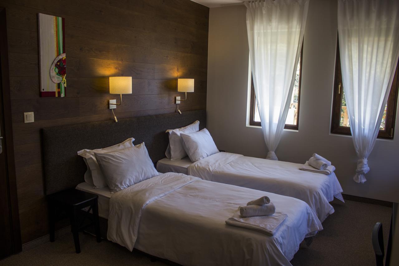 Trigrad Hotel Esterno foto