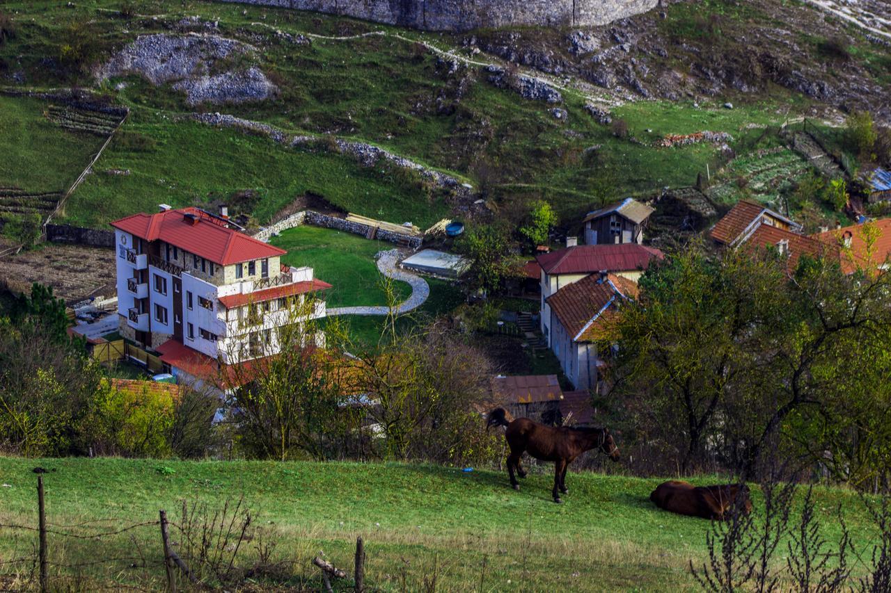 Trigrad Hotel Esterno foto