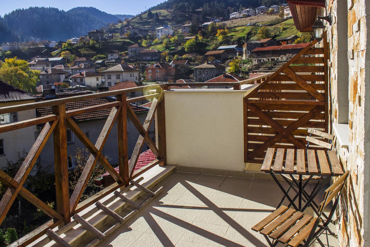 Trigrad Hotel Esterno foto