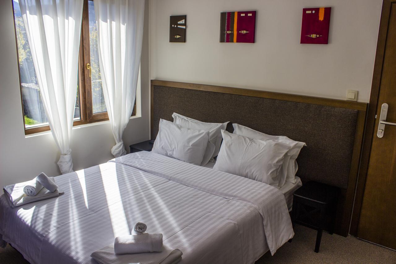 Trigrad Hotel Esterno foto