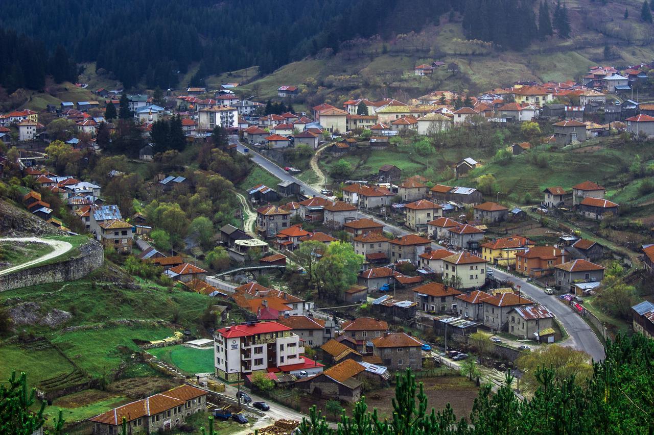 Trigrad Hotel Esterno foto