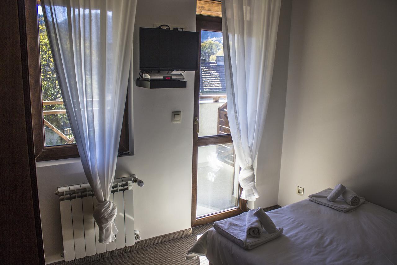 Trigrad Hotel Esterno foto