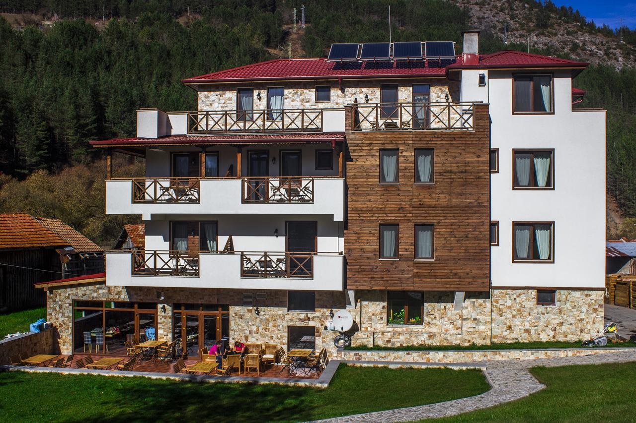Trigrad Hotel Esterno foto